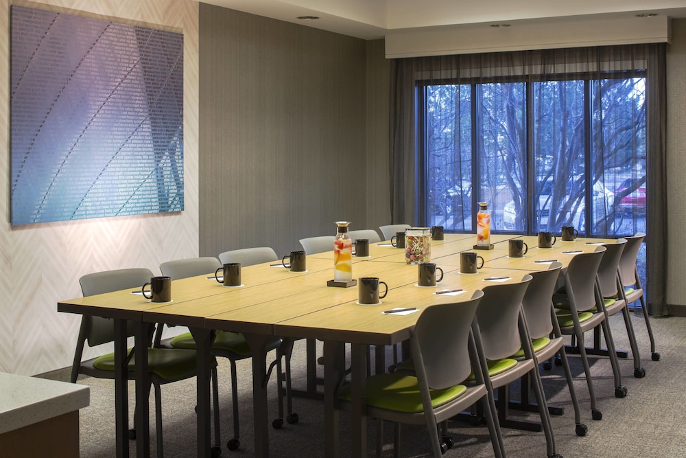 SpringHill Suites by Marriott Chicago Lincolnshire 29/33