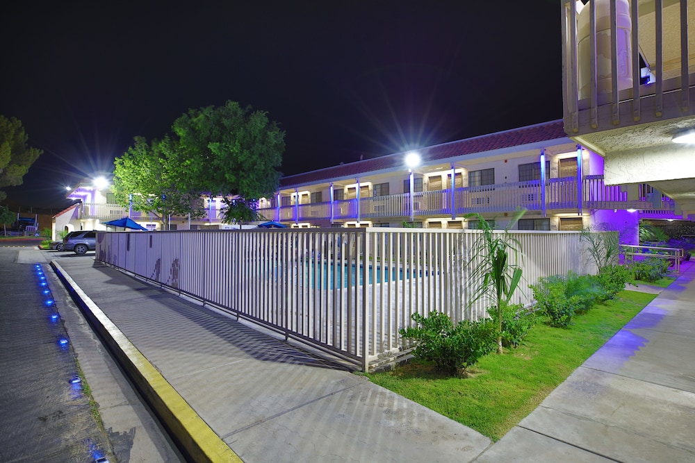 Motel6 Barstow, CA in BARSTOW - CA