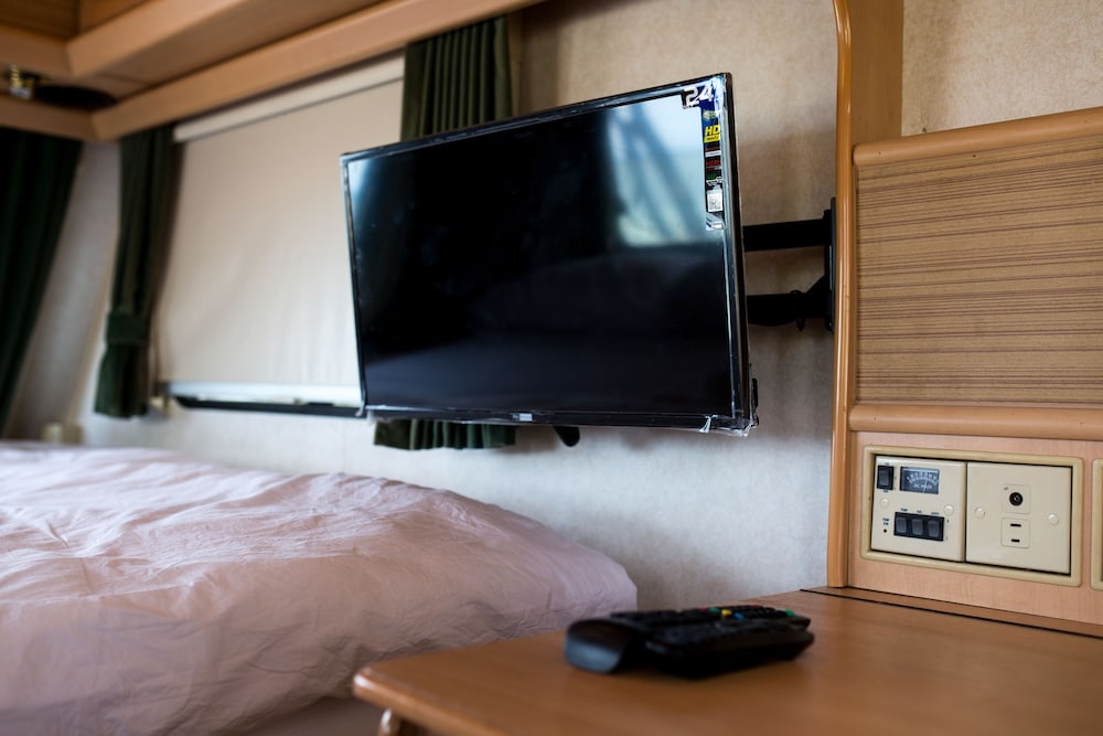 Samui Caravans 30/50