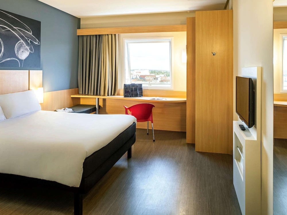 Ibis Imperatriz 27/70