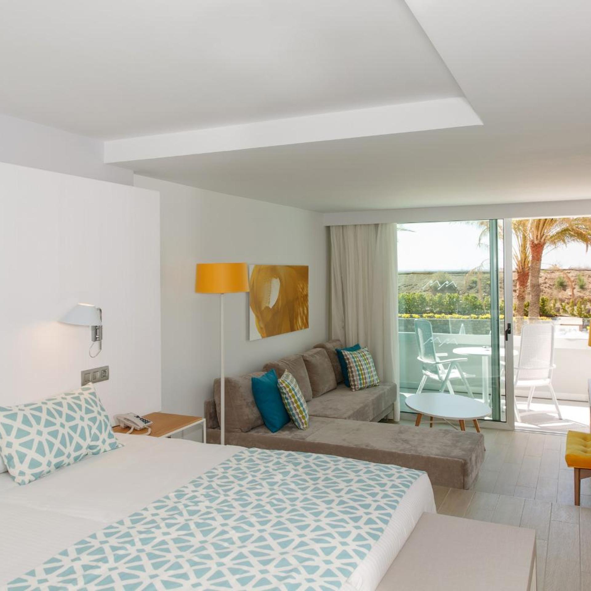 Santa Monica Suites 13/53