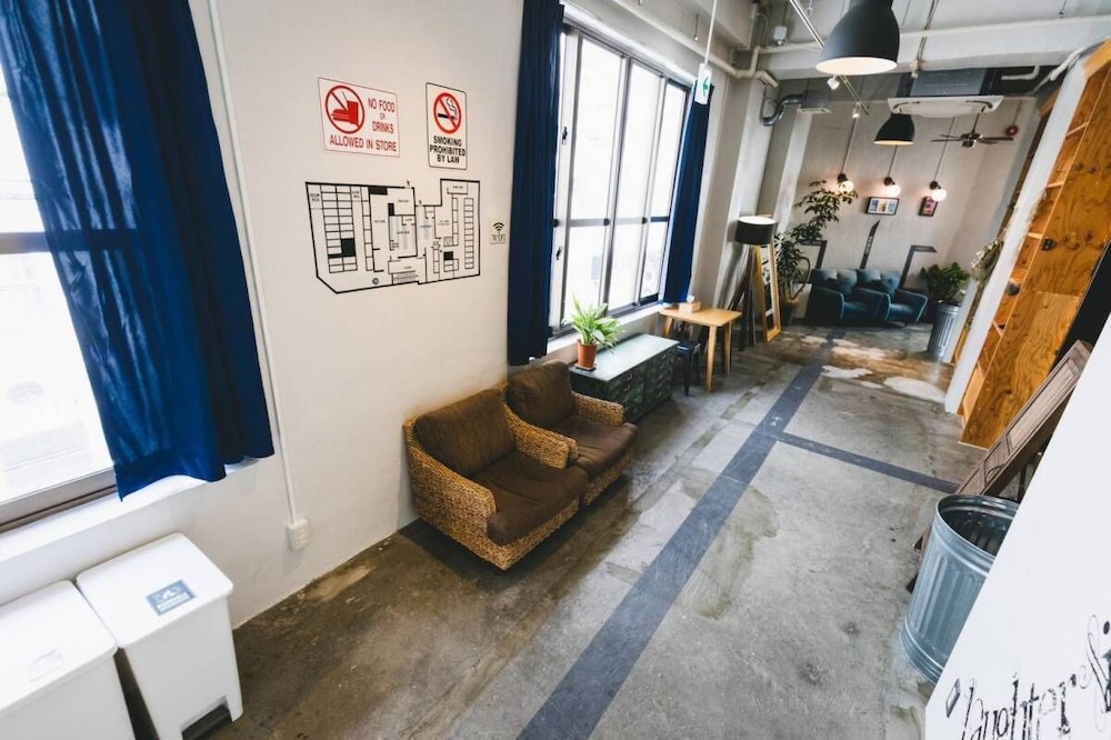 The Kitchen Hostel Ao 52/74