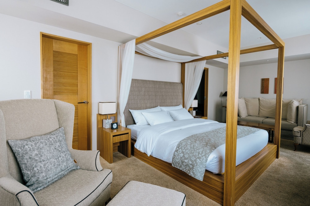 LUXURY, DOUBLE BED