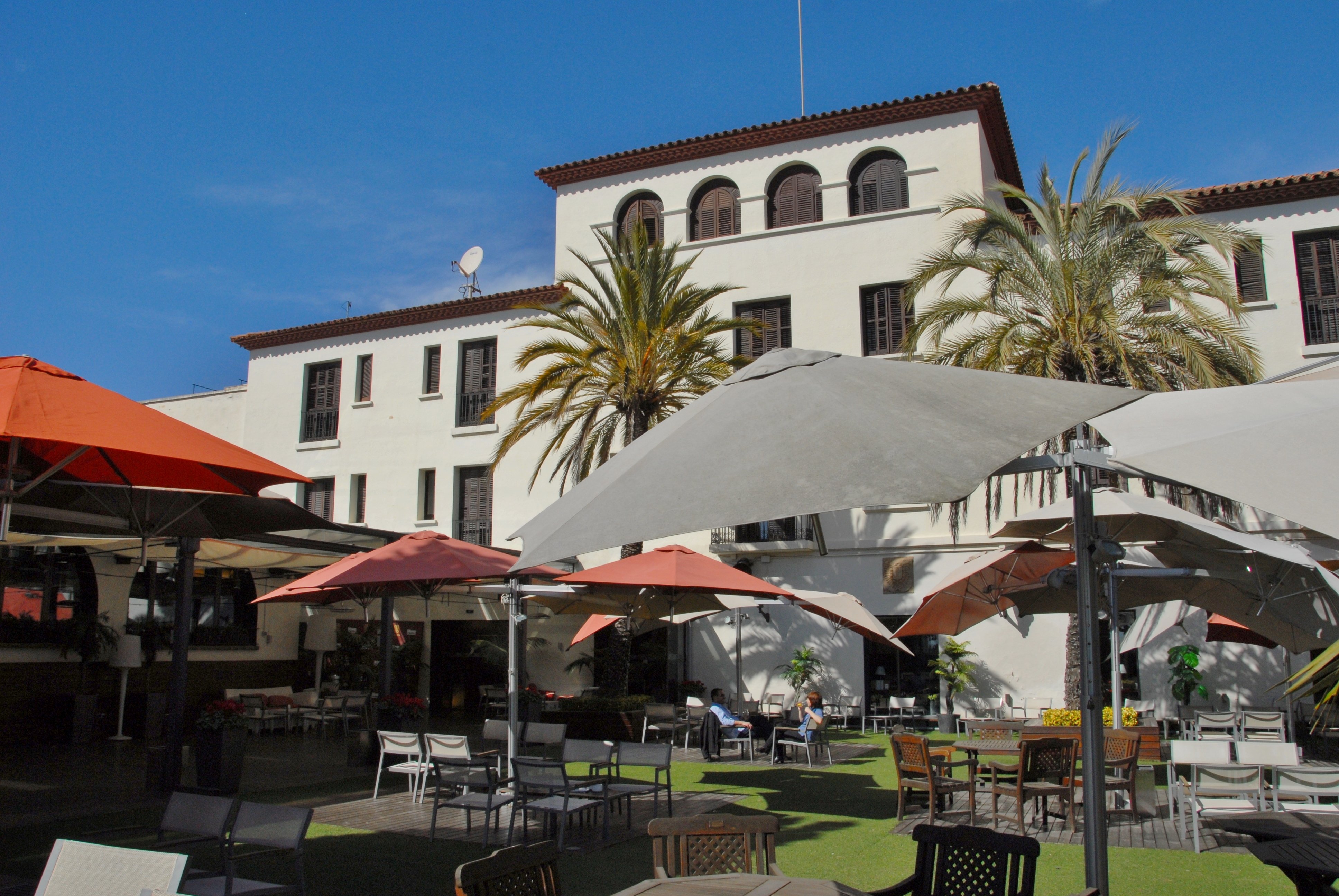 Hotel El Castell 1/48