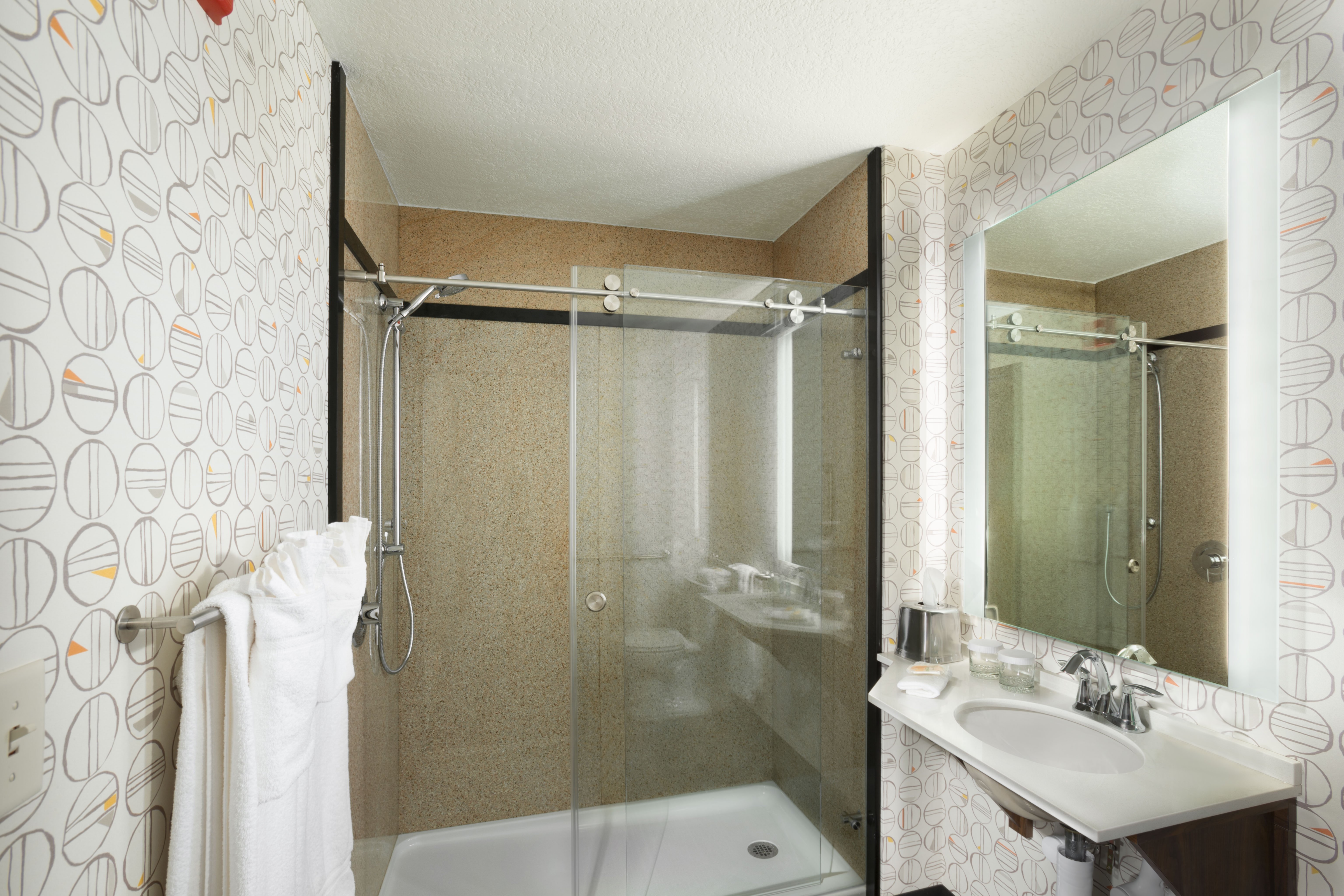 Holiday Inn Biltmore East 59/61