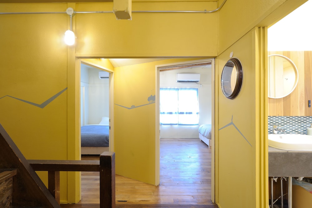 Kobe Guesthouse Maya 50/50