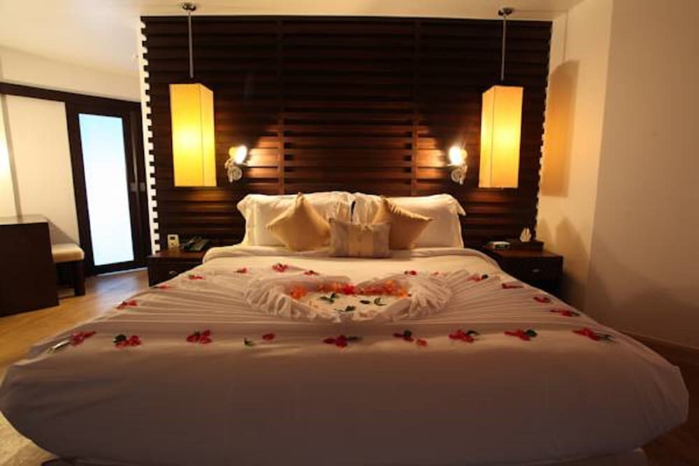 Indochine Resort Villas 32/85