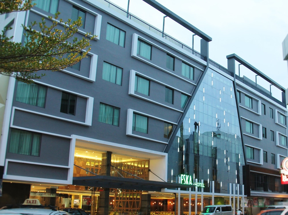 Eska Hotel 3/49