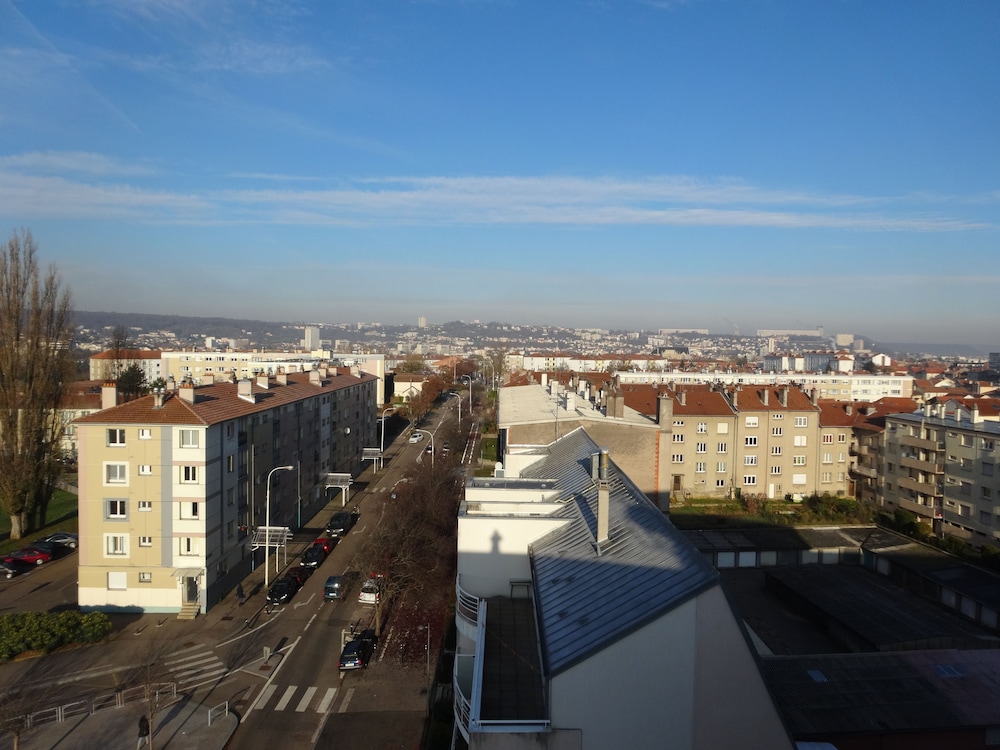 KOSY Appart'Hotels - La Maison Des Chercheurs 22/43
