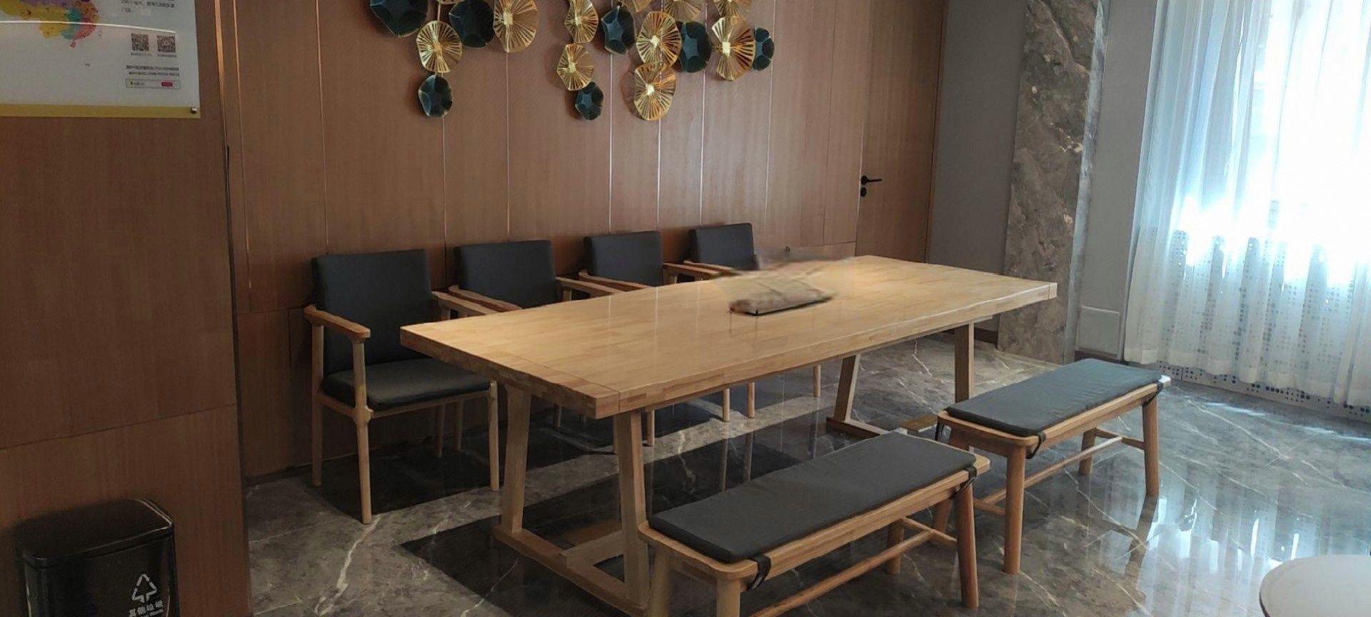 Super 8 Hotel (Beijing Sanlitun Taikoo Li Tuanjiehu Subway Station) 12/23