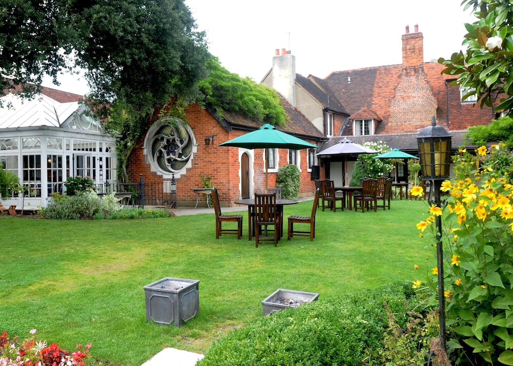 Marygreen Manor 56/66