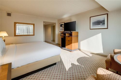 Room, King Bed, Partial View, Accessible