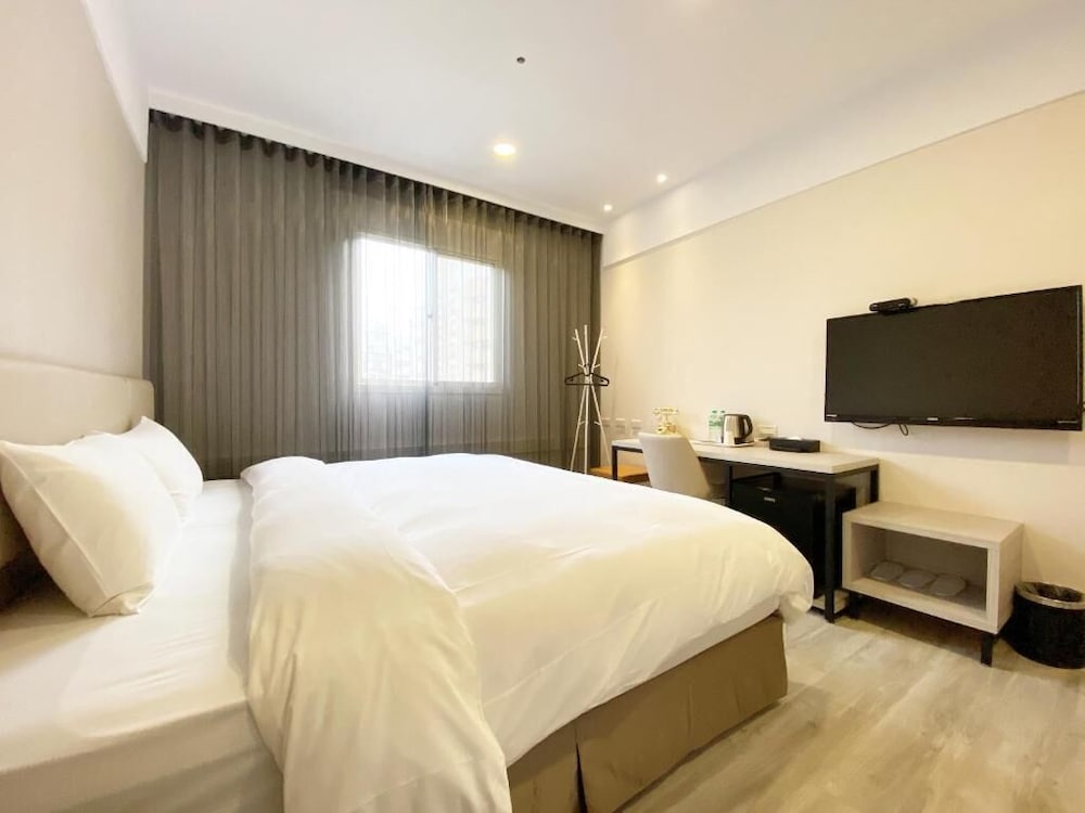 Fengjia JinRui Hotel 9/38