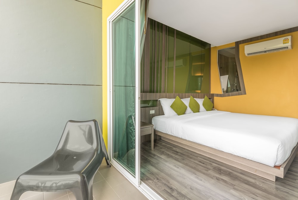 Lantana Pattaya Hotel And Resort 10/76