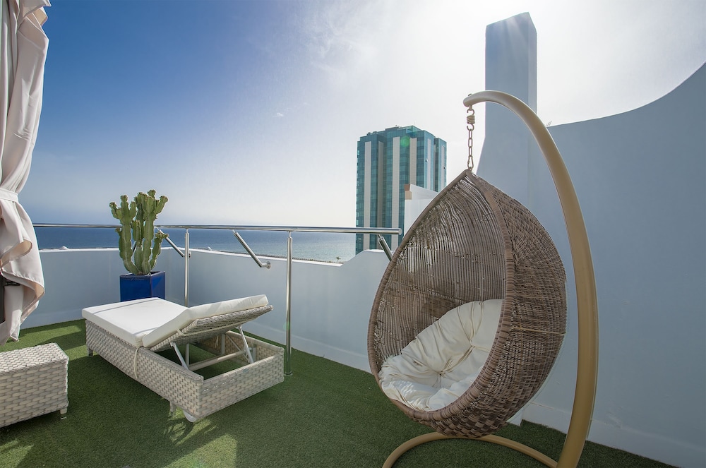 APARTAMENTOS ISLAMAR ARRECIFE 21/23