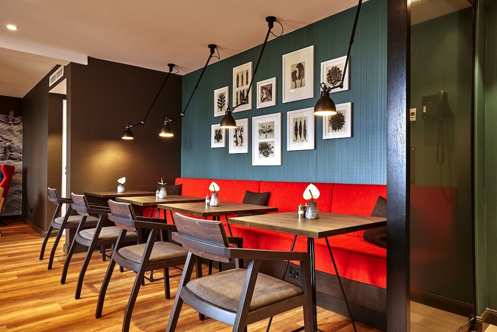 H4 Hotel Hannover Messe Formerly Copthorne Hotel Hannover 38/54