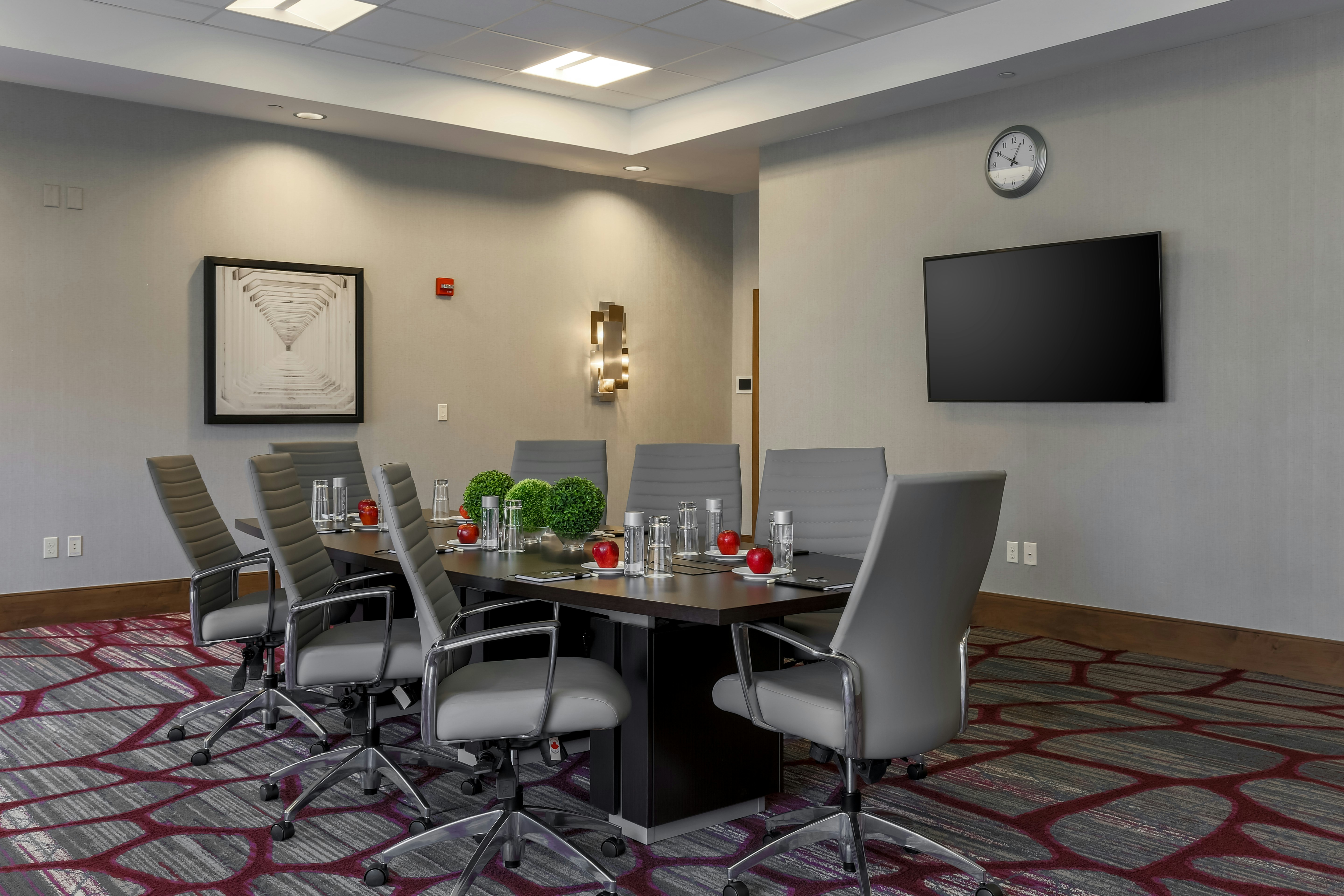 DOUBLETREE BY HILTON EVANSVILLE 56/74