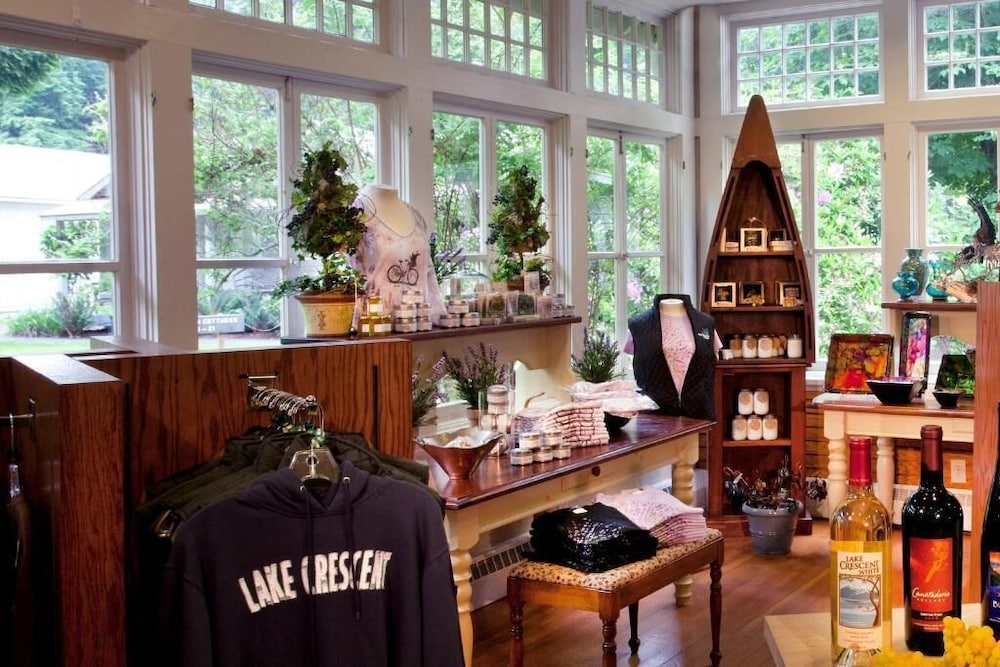 Lake Crescent Lodge 27/50