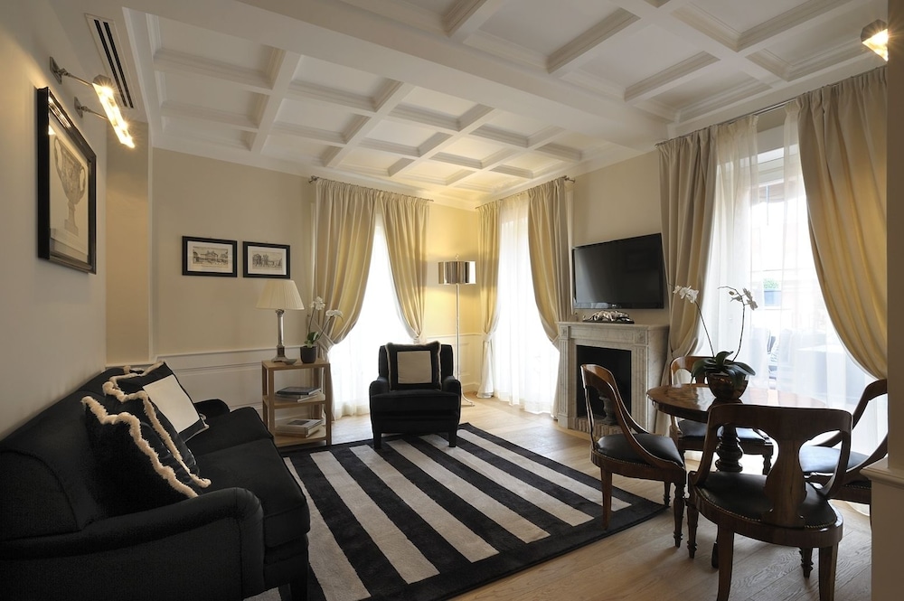 Trevi Palace Luxury Inn 29/54