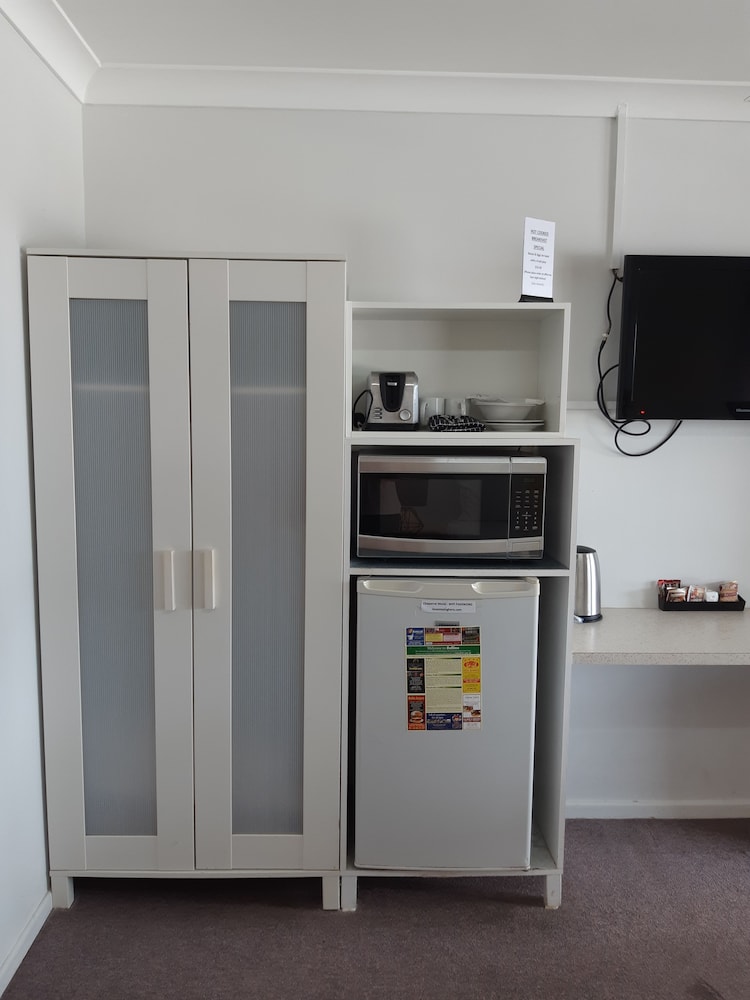 Econo Lodge Chaparral Motel Ballina 7/30