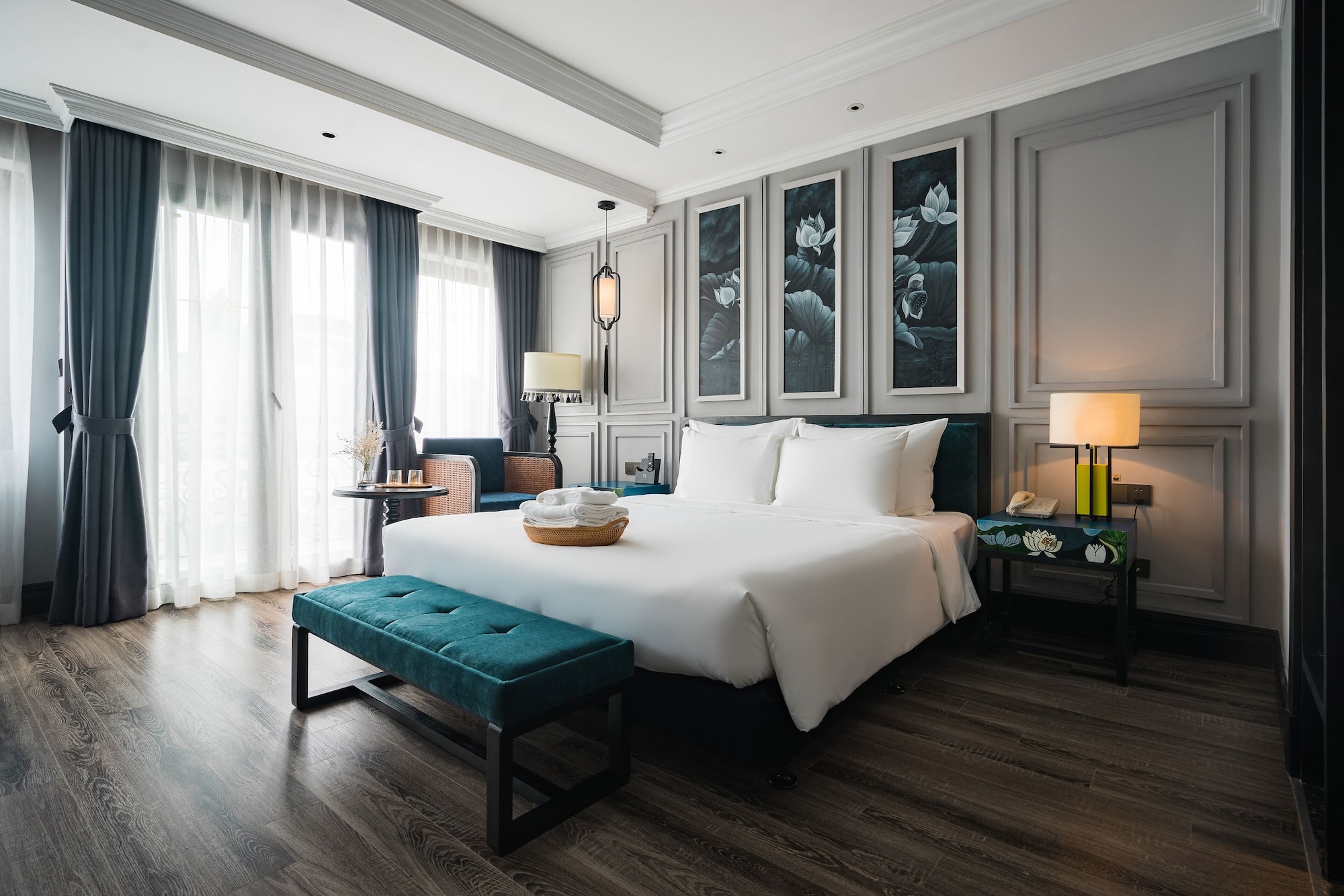 Room, King Bed, City View, Sun Room, Balcony