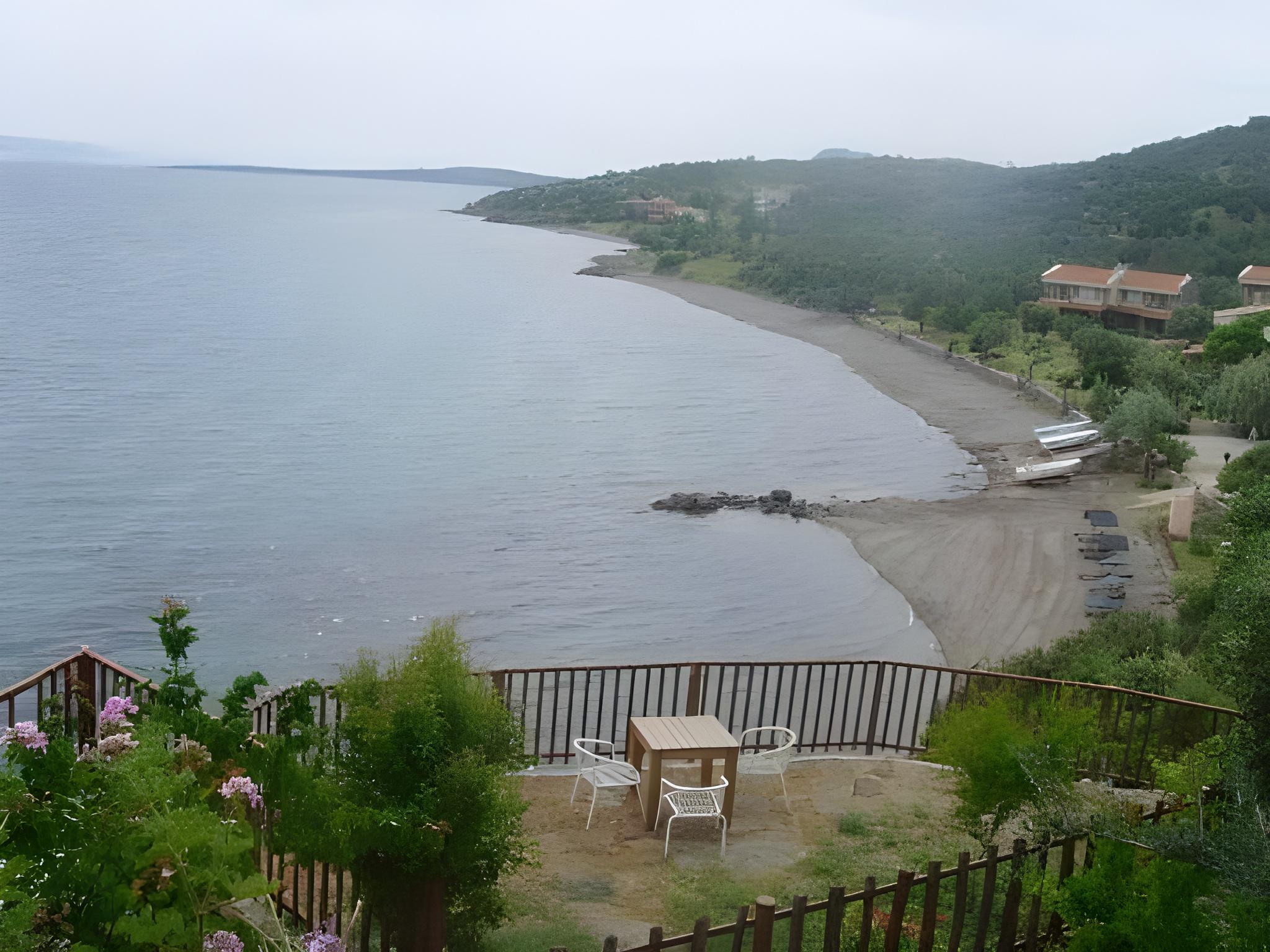 Assos Terrace Hotel 32/37
