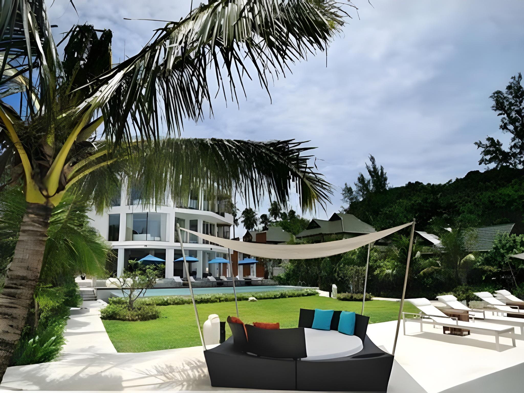 Beachfront Phuket 5/29