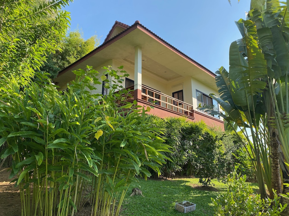 PURA VIDA PAI RESORT 57/65