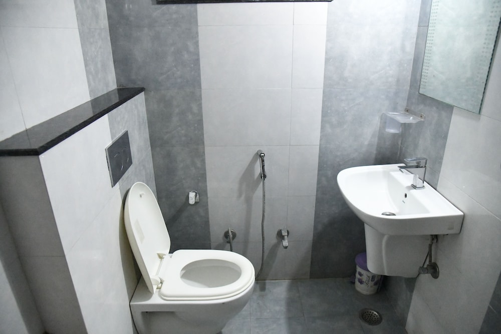 Hotel Thikana Palace 45/50