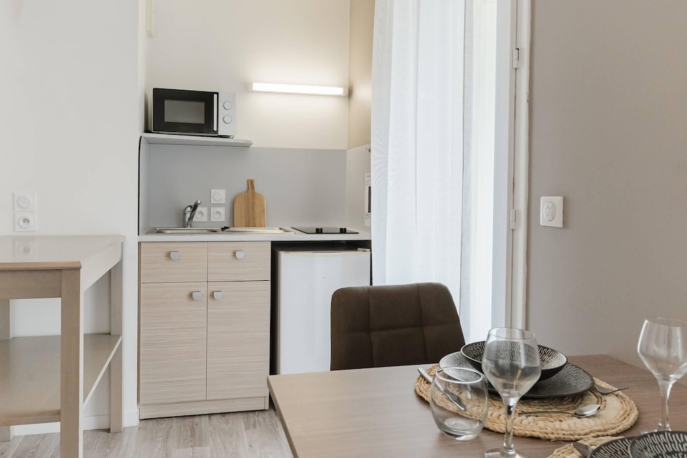 Quality Aparthotel St-Berthevin Laval 30/30