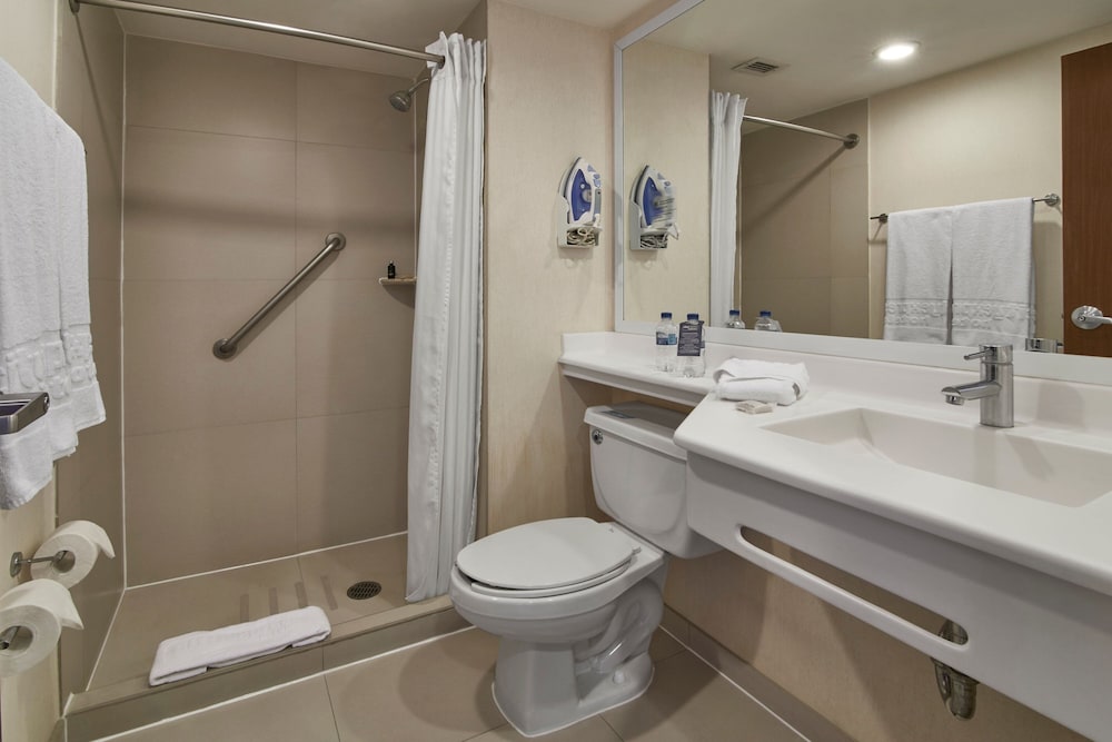 City Express by Marriott Puebla Angelopolis 58/60