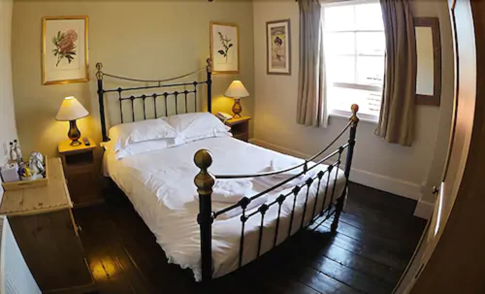The White Hart Inn 11/55