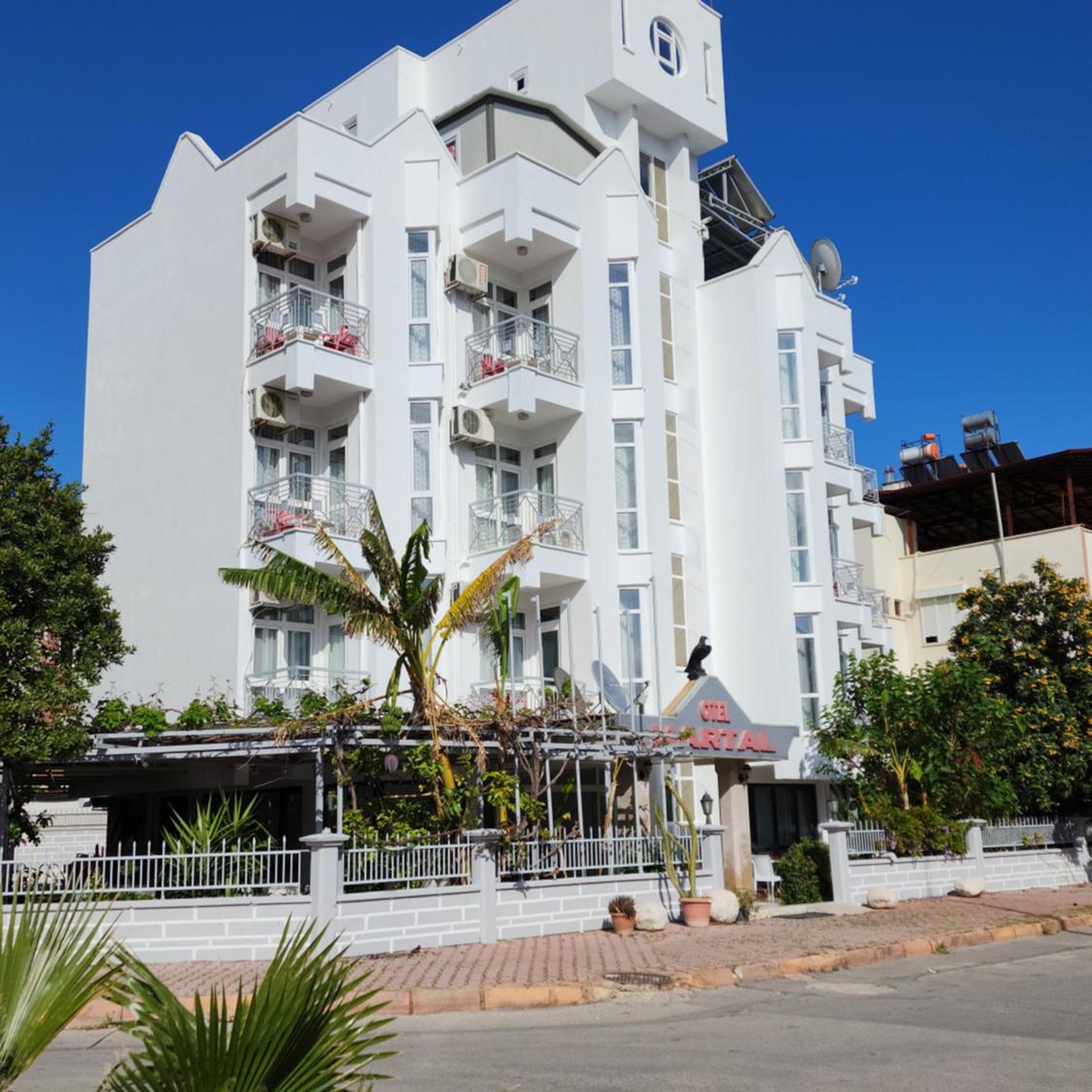 Kartal Hotel 48/60