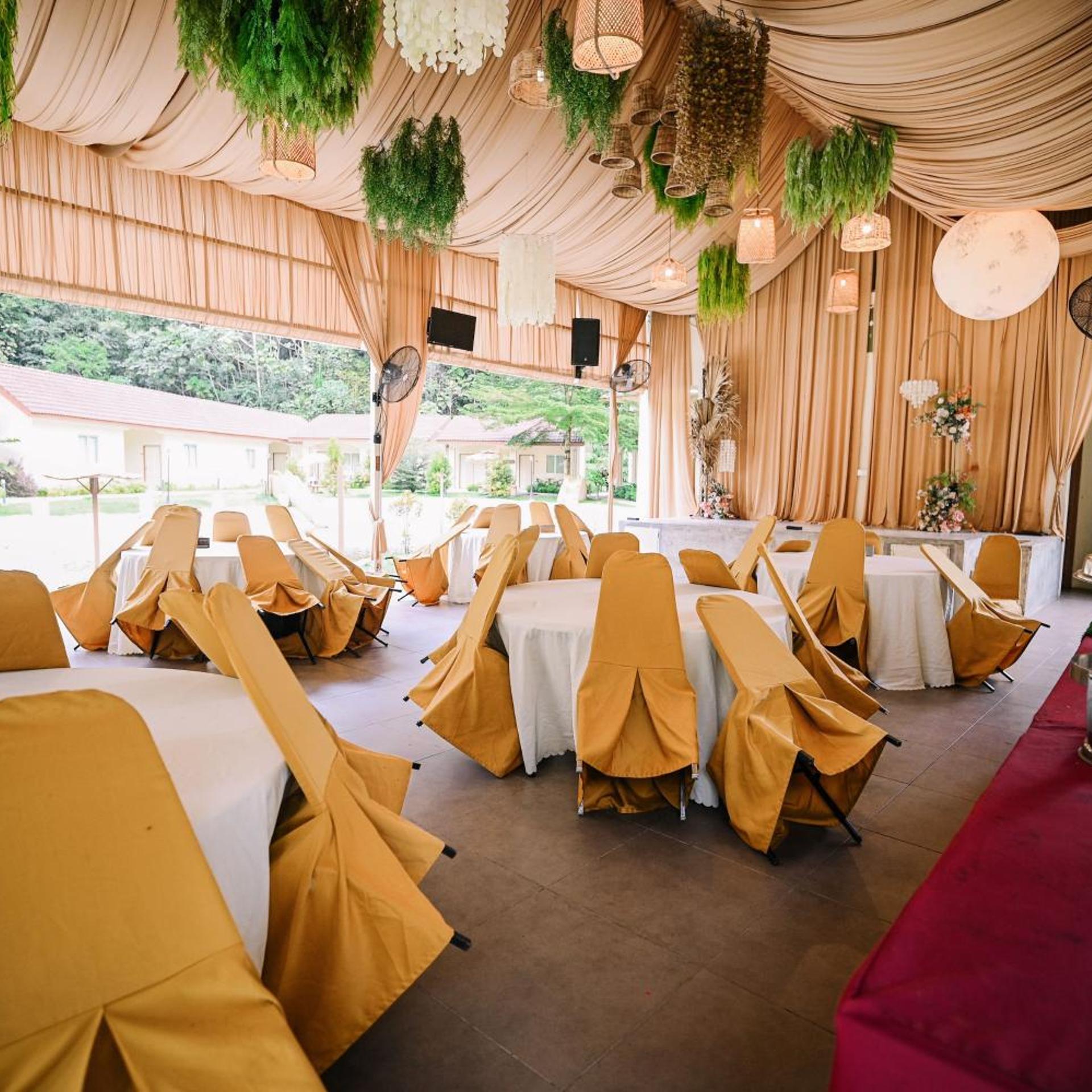 LiLLA Rainforest Retreats 38/62