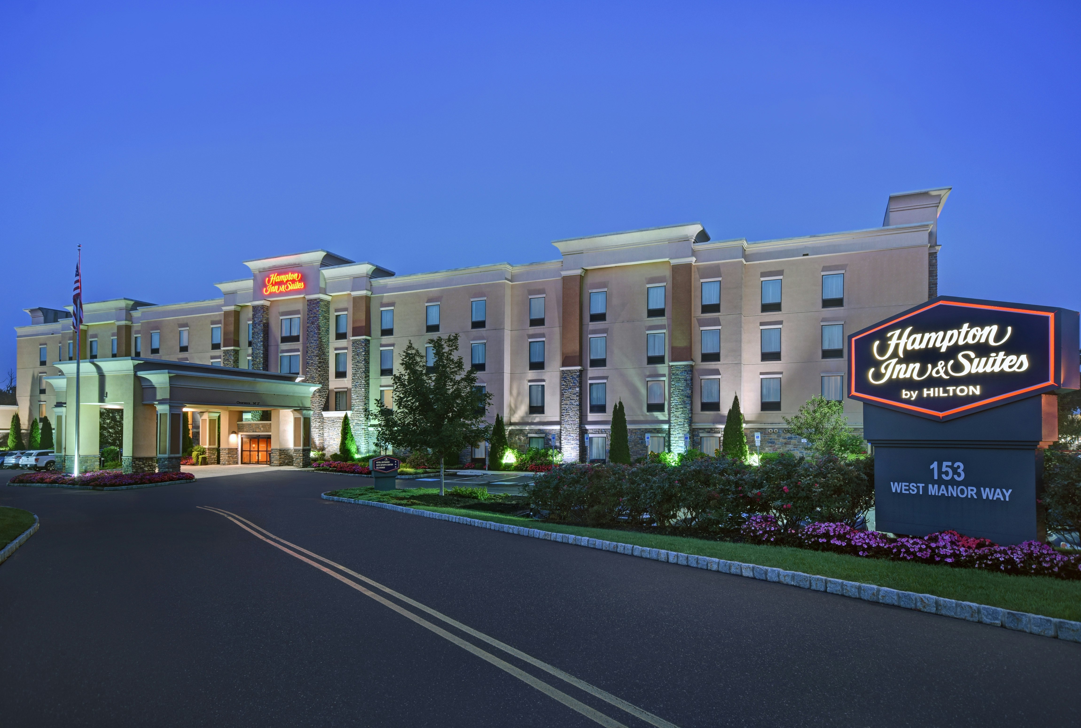 Hampton Inn And Suites Robbinsville 2/57