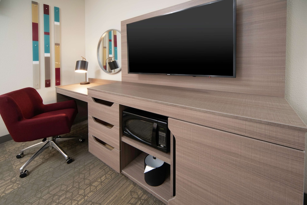 Hampton Inn and Suites Santa Maria 48/48