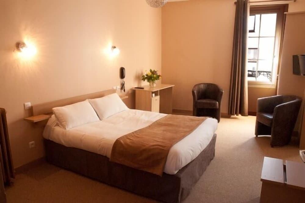 Hotel Des Pyrenees 9/37