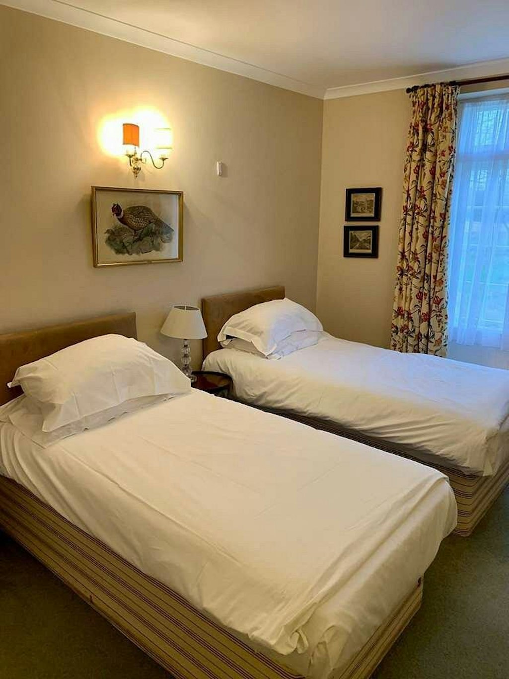Guyers House Hotel 4/33