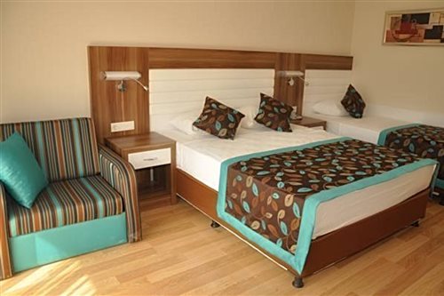 Room, Single, Double or Twin Bed