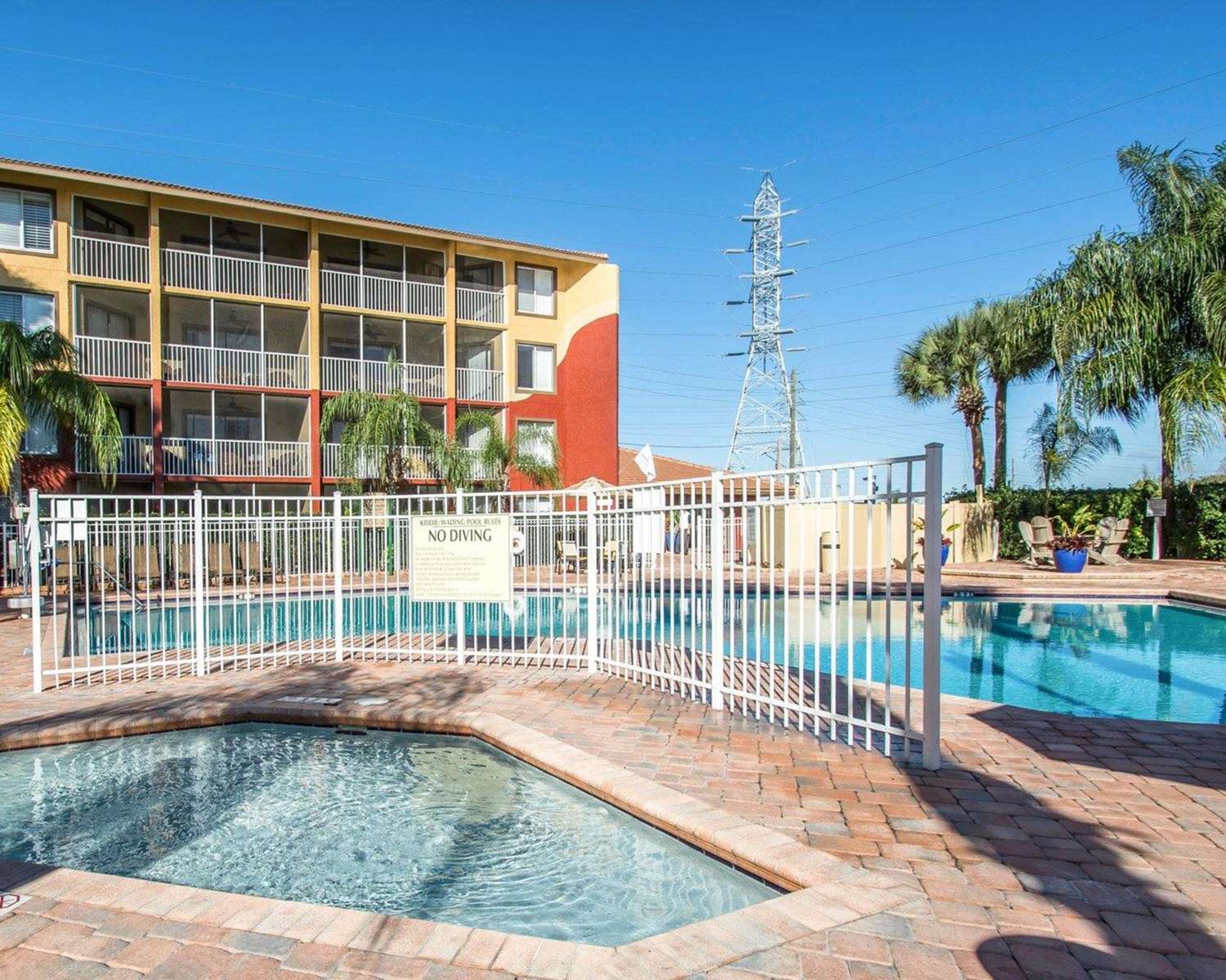 Orlando S Sunshine Resort 8/42