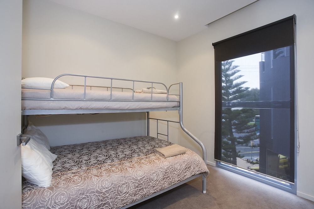 7 Bell Street Apartments 17/50