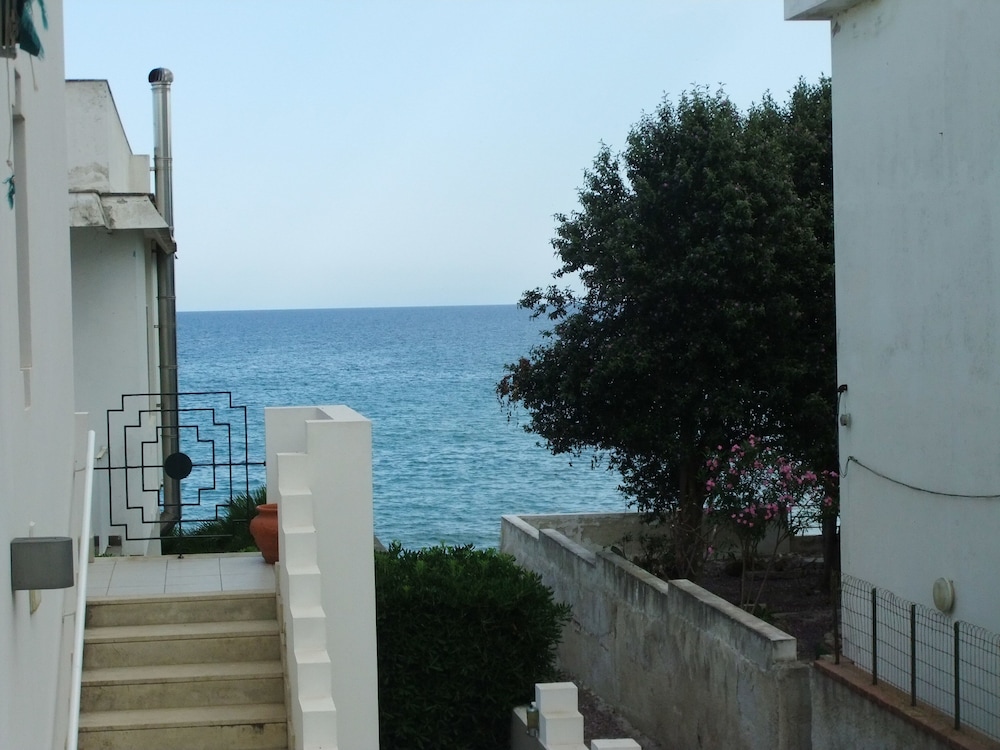 Hotel Villa Ionia 48/50