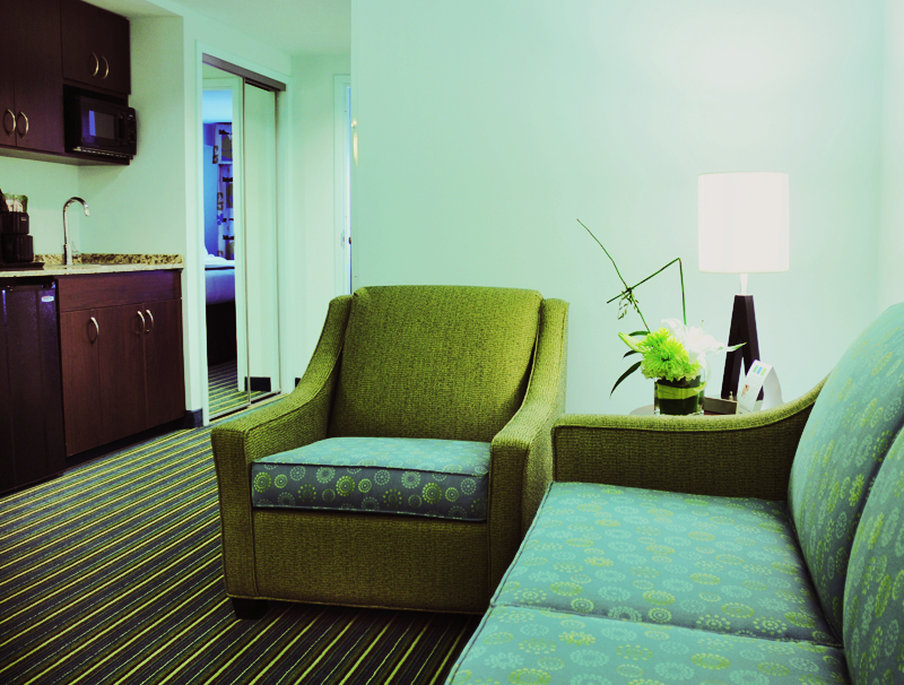 Holiday Inn Express Hotel And Suites Norfolk Airport 37/60