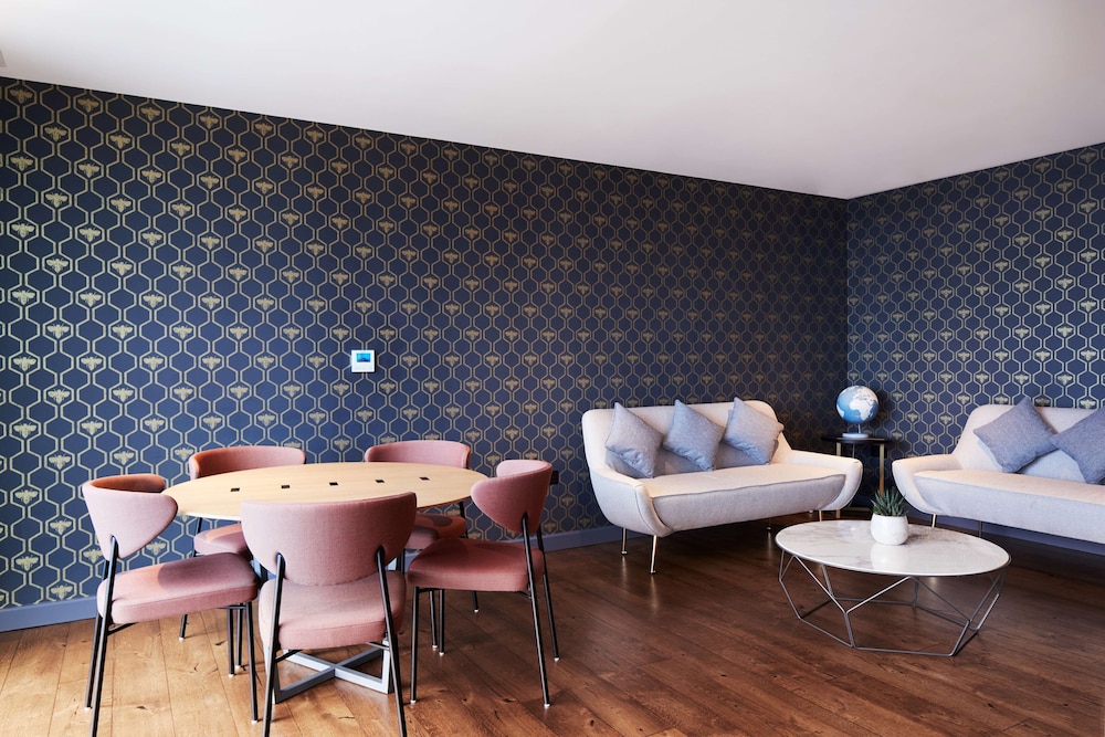 Hyatt House Manchester 32/66