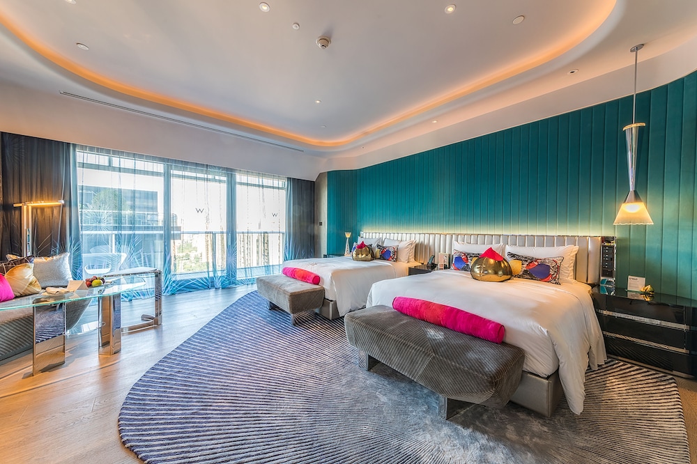 Spectacular, 2 Double Beds, City View