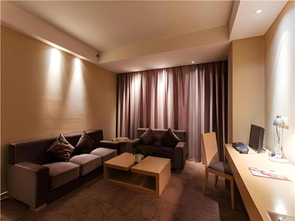 Metropolo Langfang Wanda Square 32/40