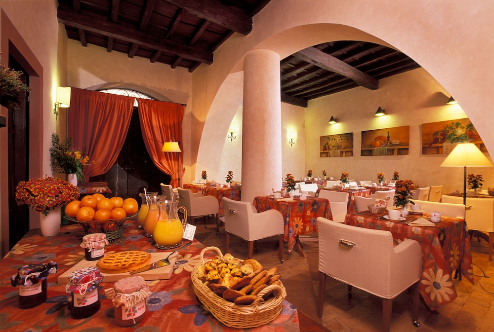 Hotel Santa Maria 49/67