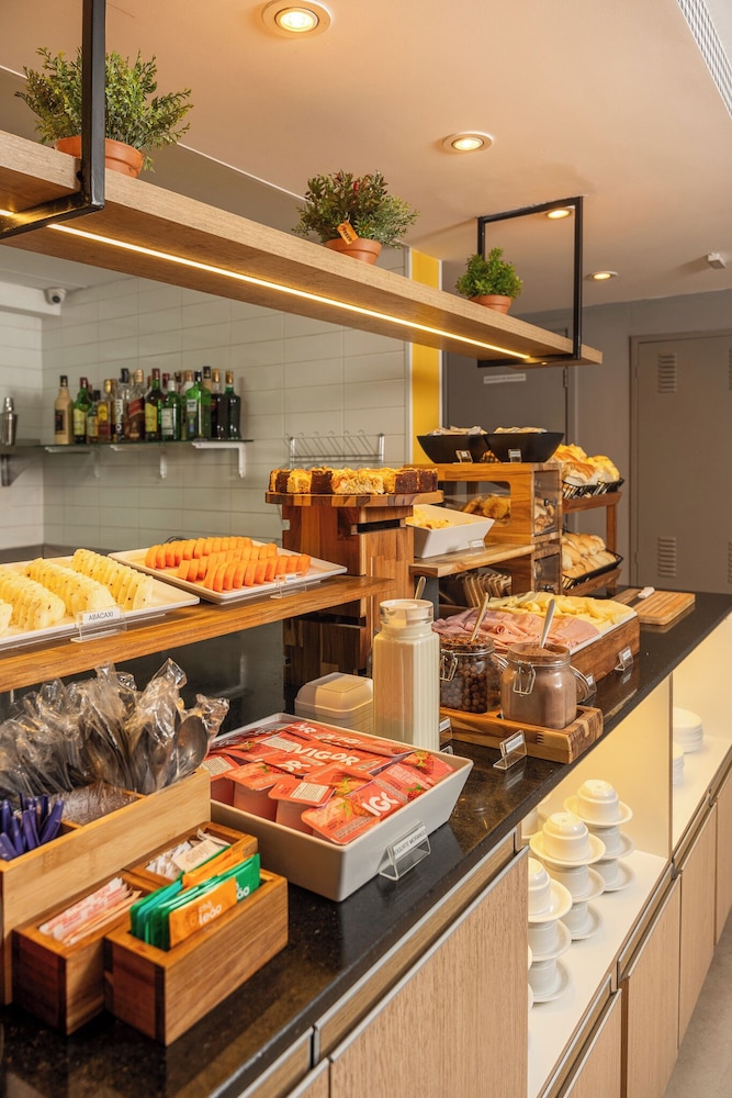 Uniclass Hotel Lapa Ex Hotel Nova Lapa 52/64
