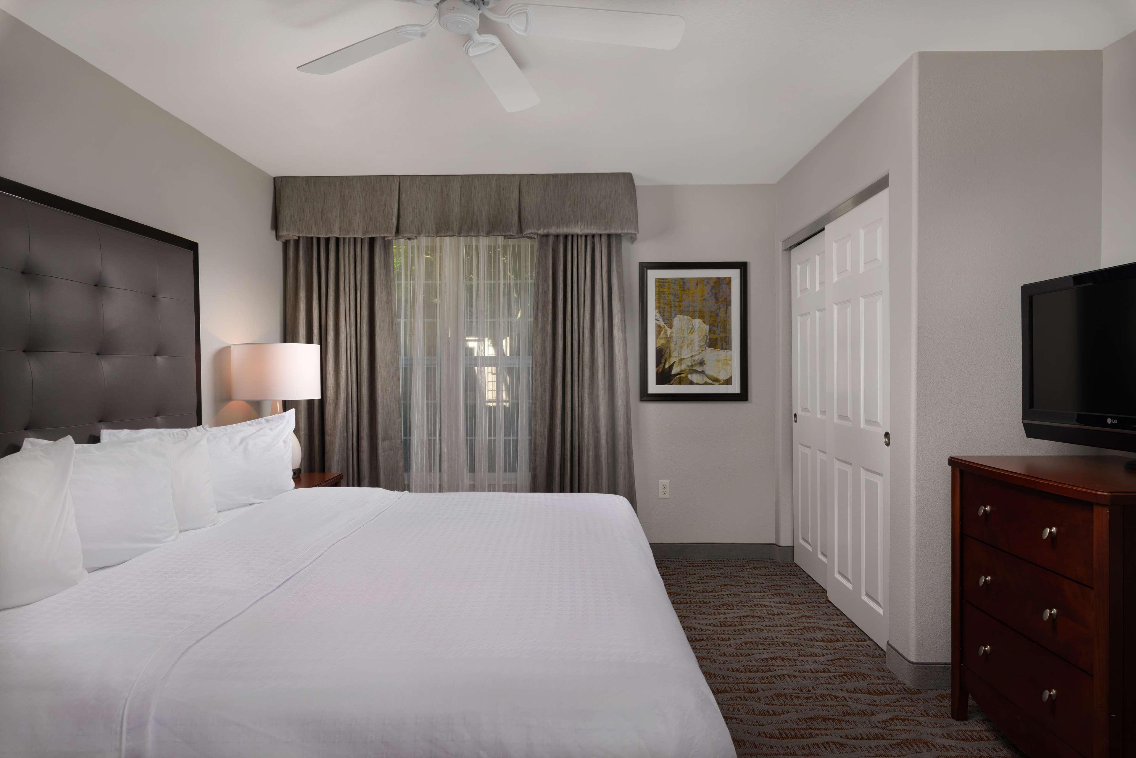 2 Bedrooms, Suite, 2 King Beds, 2 Bathrooms
