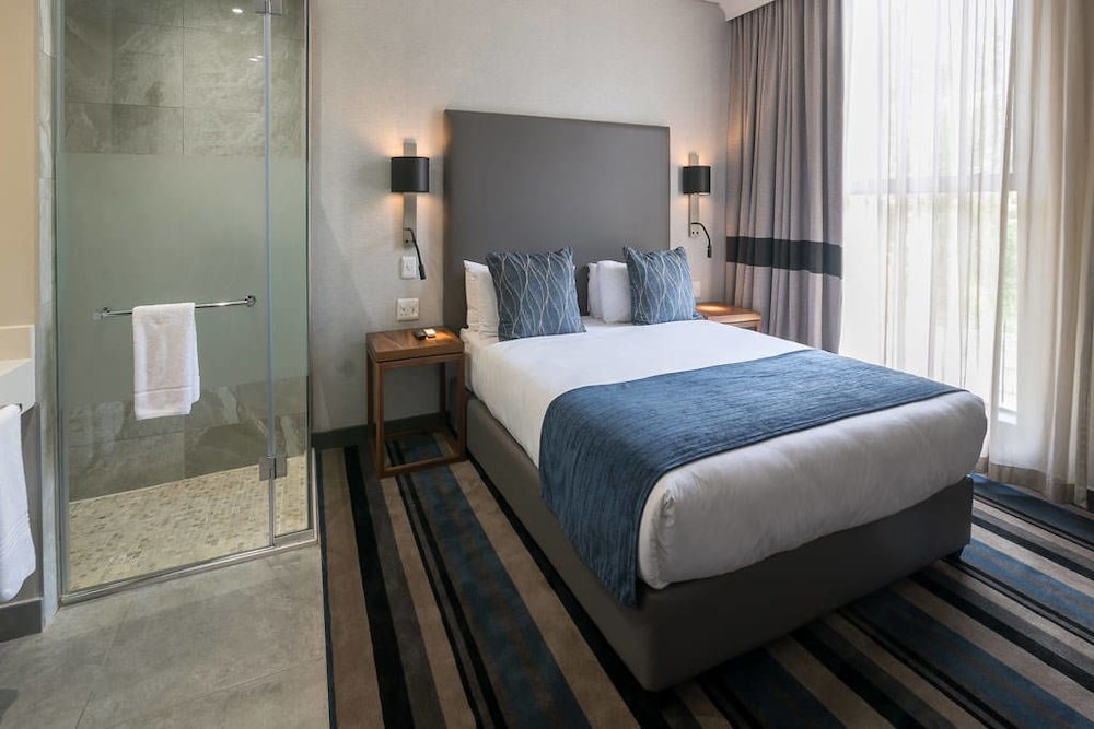 Mayfair Hotel 11/47